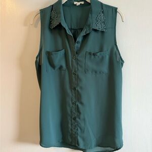 Pearl Sleeveless Blue Blouse with Embroidered Collar